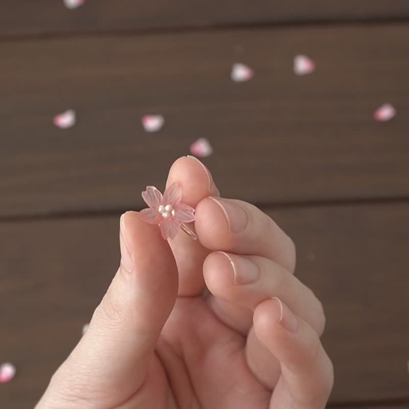 /Sakura/ 樱花 树脂软水晶花 耳环/耳夹 - 耳环/耳夹 - 树脂 粉红色