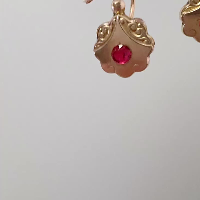 法国百年古董- Bijoux Fix 厚镀金雕花耳勾耳针 - 耳环/耳夹 - 贵金属 金色