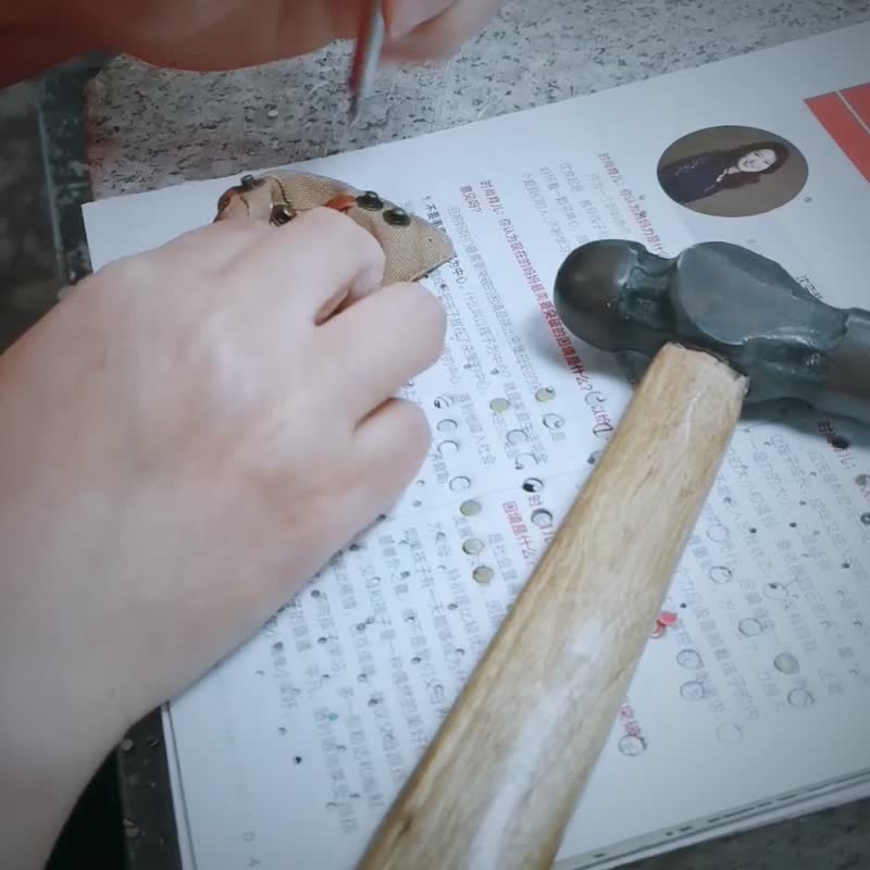 原创手工 飞行员系列 雅痞个性复古狗狗 创意玩偶 背包挂件 米白 - 玩偶/公仔 - 棉．麻 