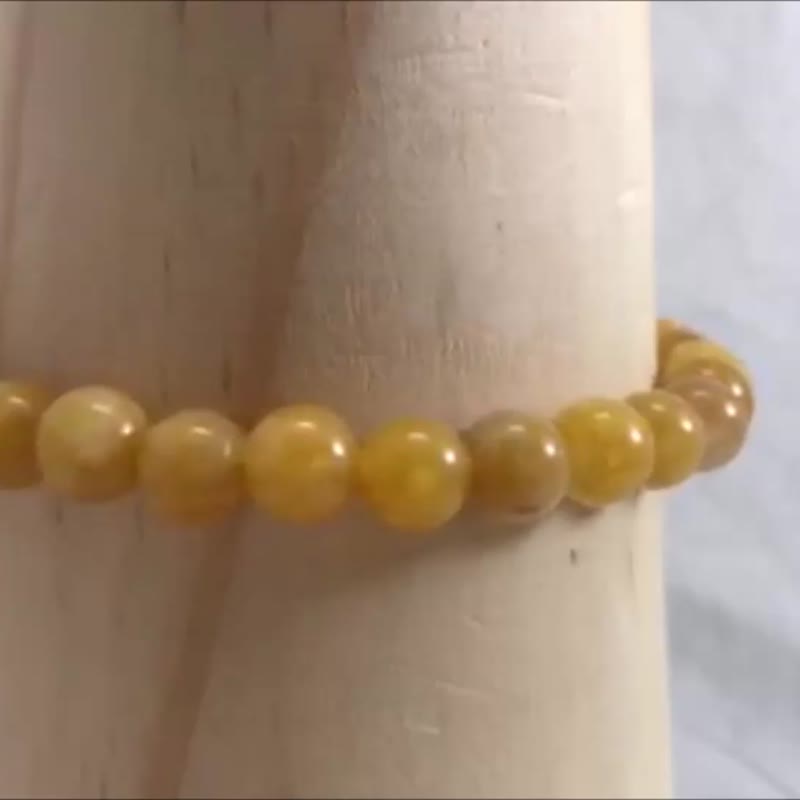 定制宝石手串 黄玉6mm手串 手工水晶手链 隔珠配饰 弹性手围 - 手链/手环 - 半宝石 黄色