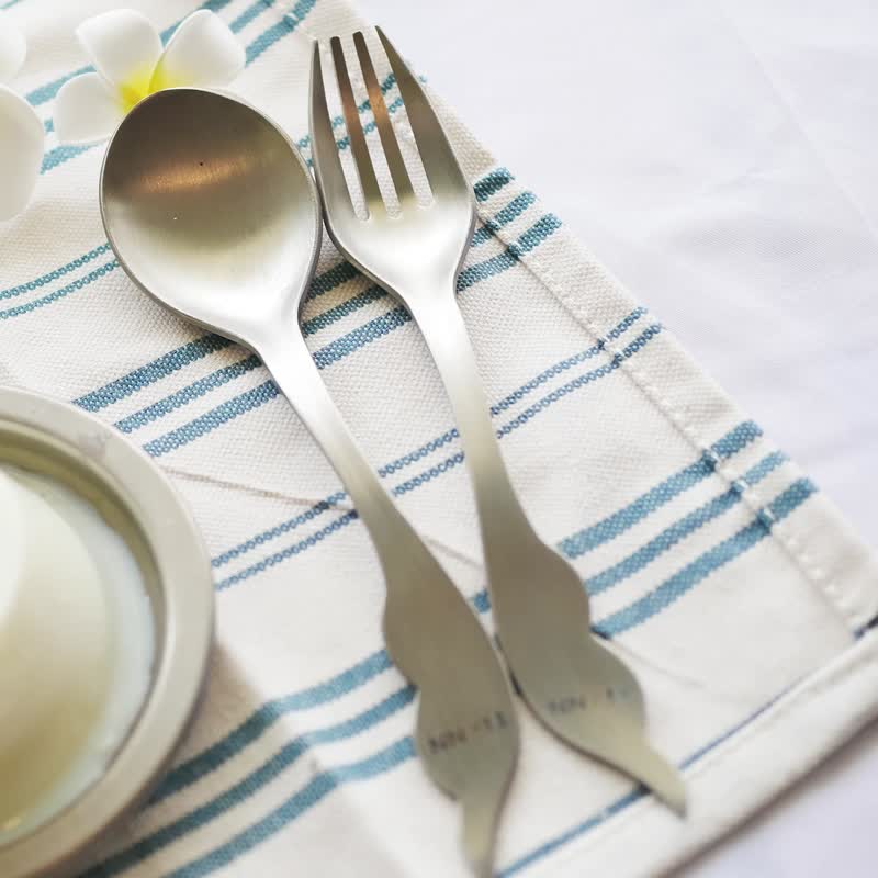 【环保餐具】纯钛汤叉筷子组 (安全/ 轻巧好洗)礼物 - 餐刀/叉/匙组合 - 其他金属 银色