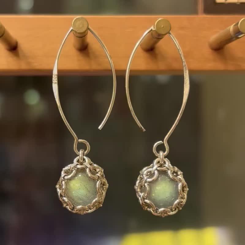 双面光 拉长石 纯银耳环 一对 女友礼物 圣诞礼物 原创水晶设计 - 耳环/耳夹 - 半宝石 银色