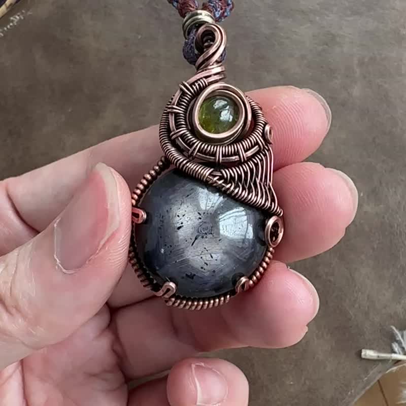 WW400 民族风绕铜线 复古做旧 wire wrap 星光红宝石 颈链 - 项链 - 铜/黄铜 咖啡色