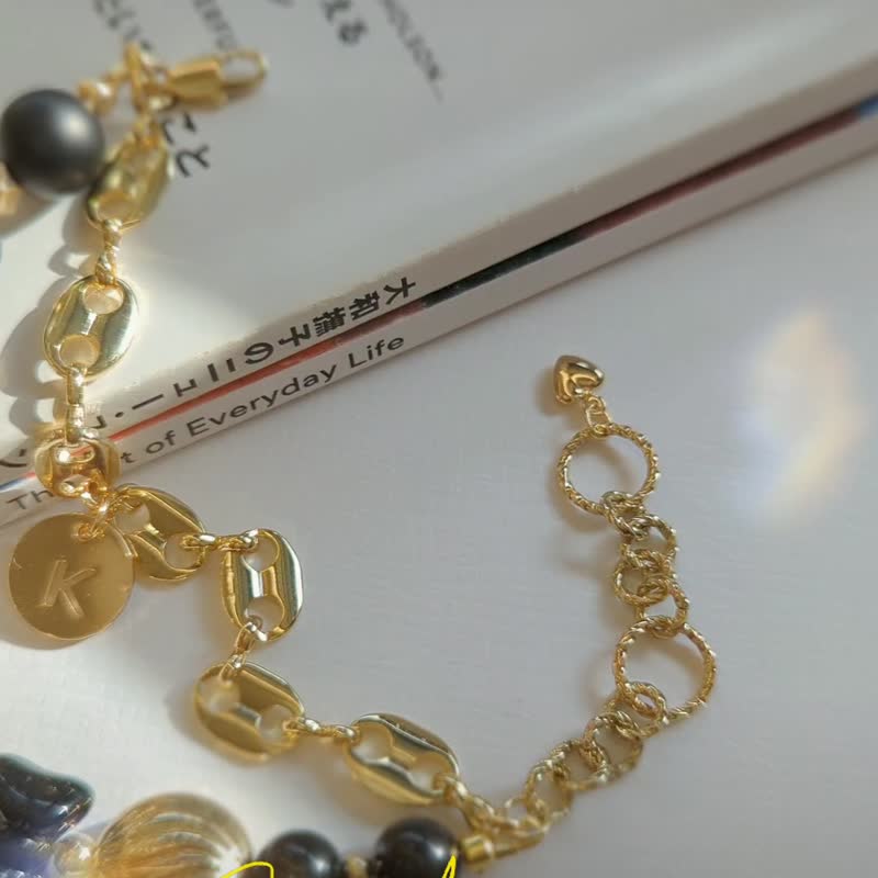 1KM魔女的蝴蝶结•天然石双链字母设计手链 - 手链/手环 - 玉石 