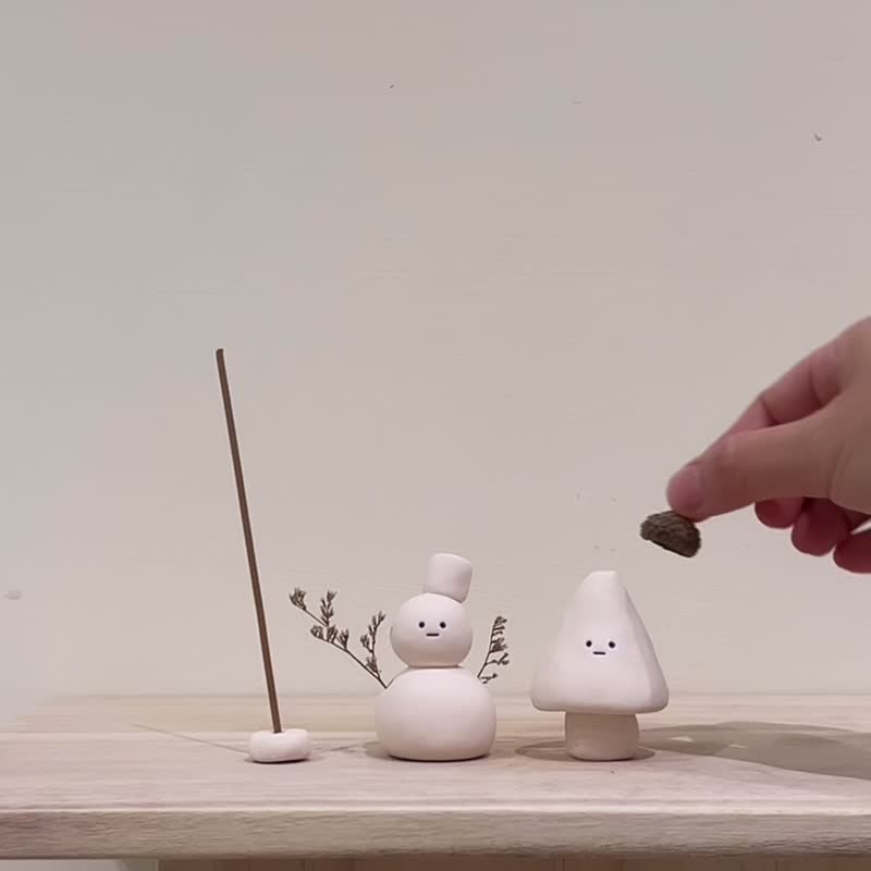 BUGS | 干花花器 | 香薰油扩香石 | 线香座圣诞版 Box Set 2025 - 花瓶/陶器 - 陶 白色