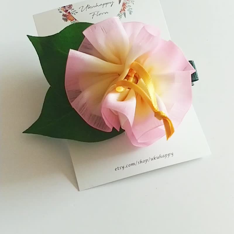 三用款木槿花饰品 发圈 手环 尤克里里装饰 夏日热带风手工花 - 发饰 - 棉 粉红色