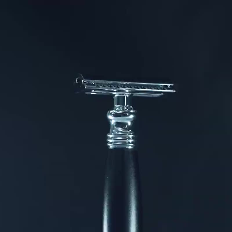 【FREED】双刃式古铜刮胡刀豪华礼盒四件组 - 大地绿 男礼物 定制 - 男性清洁护肤品 - 其他金属 绿色