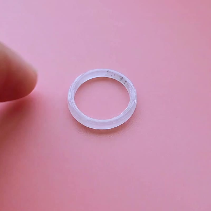 【亲翠】天然翡翠 冰莫西沙撒乌鸡美人条方戒手指镯6号戒圈 B款 - 戒指 - 玉石 白色