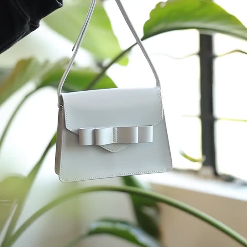 【生日礼物】蠢小鱼diy手工包复古包原创真皮包自制包小众设计 - 侧背包/斜挎包 - 真皮 蓝色
