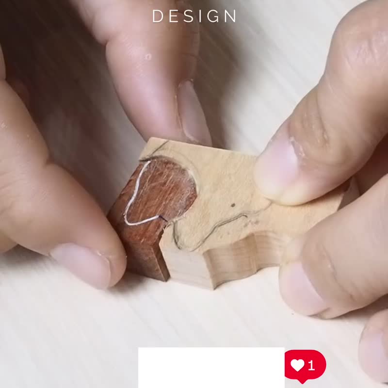 【手工实木吊饰】森林橘猫/  定制刻字 /送礼首选/生日礼物 - 钥匙链/钥匙包 - 木头 绿色