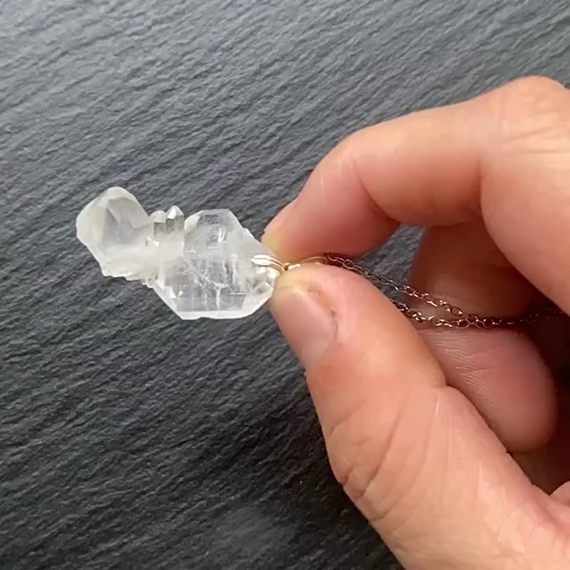 疗愈治疗水晶-天然精品缝合水晶925纯银钛钢项链 激发生命能量 - 项链 - 水晶 白色