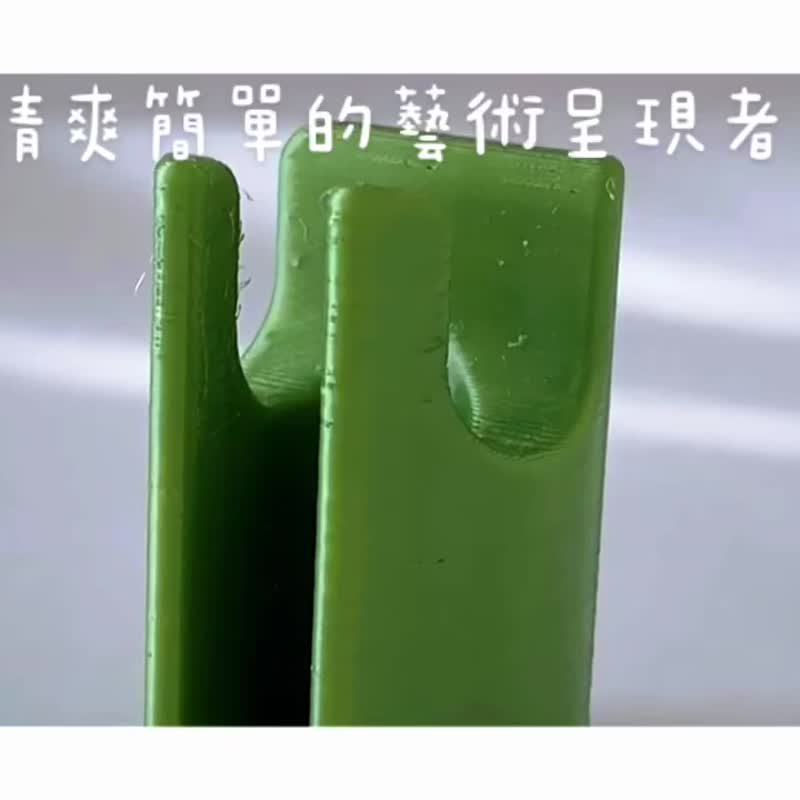 每支球拍都应该有个家-羽球拍挂架-1.0 - 运动配件 - 塑料 多色