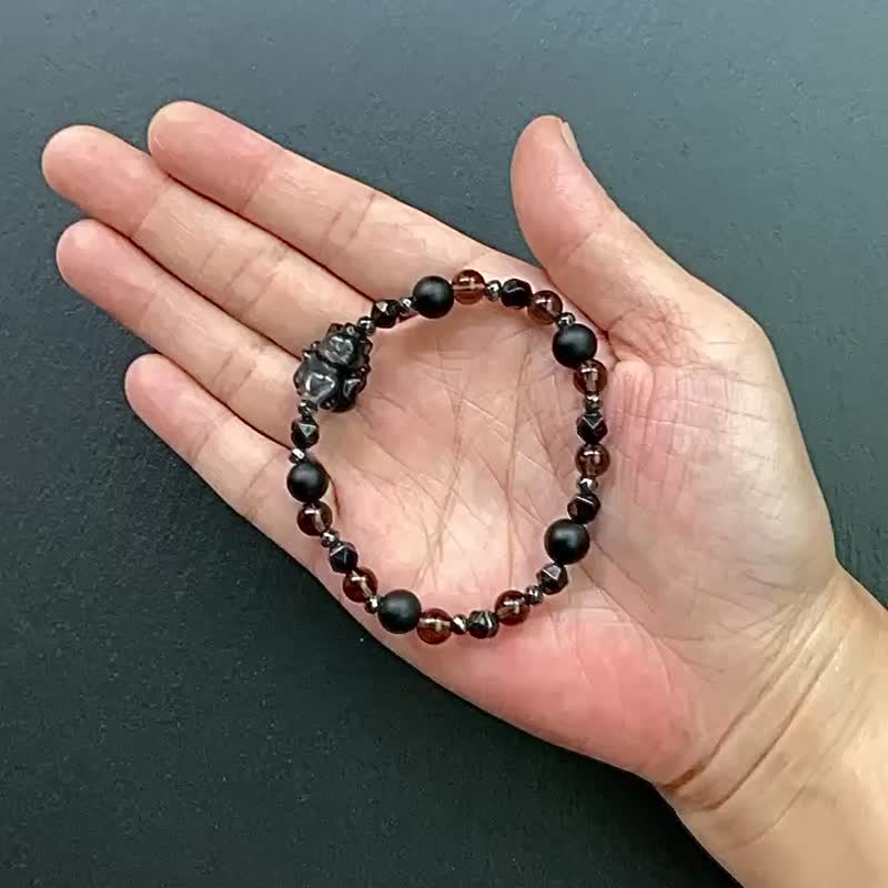 茶晶x磨砂黑玛瑙x黑曜石x黑胆石x银曜石九尾狐 招财 避邪 旺人缘 - 手链/手环 - 水晶 多色