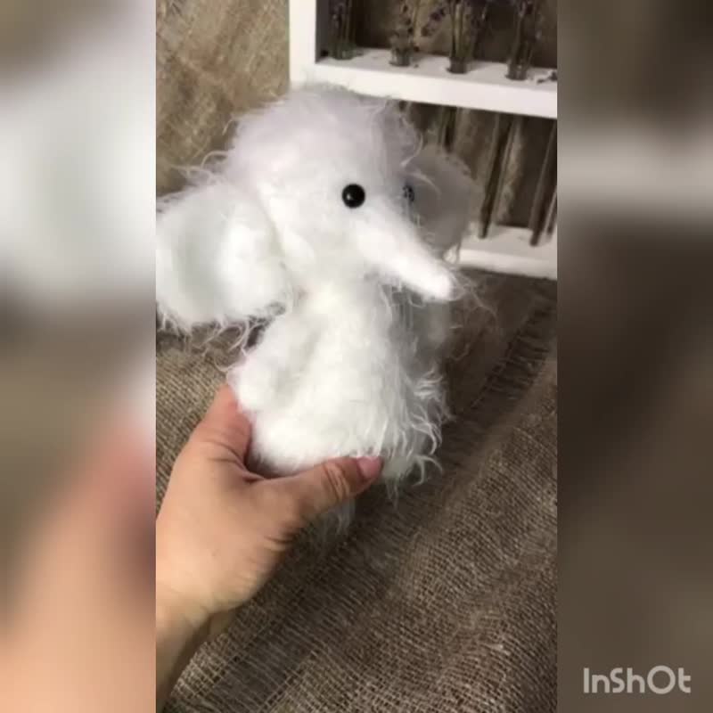 泰迪熊钩针编织小号手工毛绒大象礼物可爱玩具 - 玩偶/公仔 - 棉．麻 白色