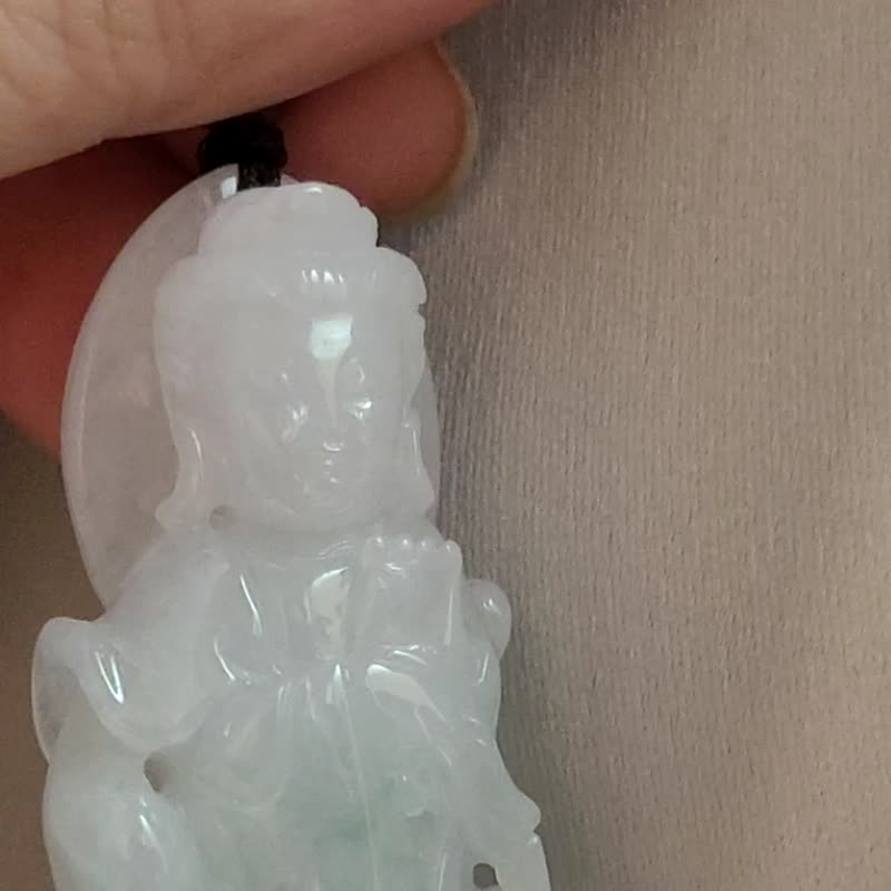 【亲翠】天然翡翠 庄严和蔼厚装白润飘花站观音项链 佛系 送礼首 - 项链 - 玉石 白色