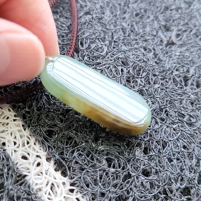 【亲翠】天然翡翠 冰睛绿茶绿皮种水原石调整式绳链 原石美 - 项链 - 玉石 多色