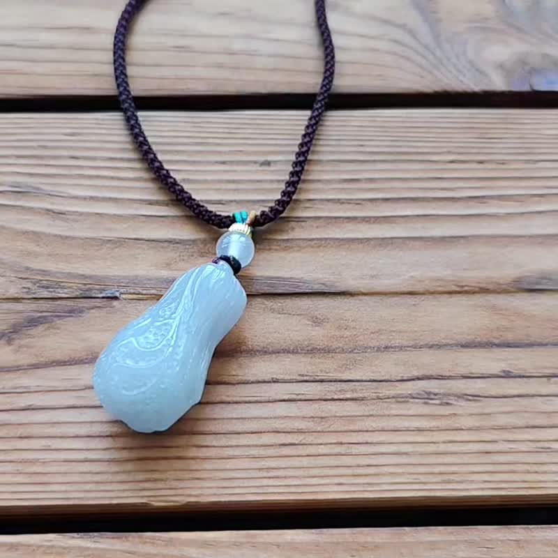 亲翠 天然翡翠 1010J 百事来财 冰飘花圆滚小白菜调整式绳链 - 项链 - 玉石 多色
