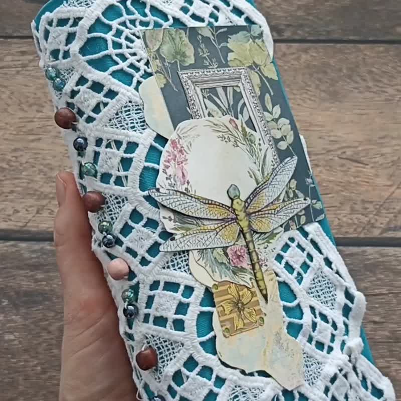 Dragonfly junk journal handmade Butterfly dairy Botanical notebook - 笔记本/手帐 - 纸 绿色