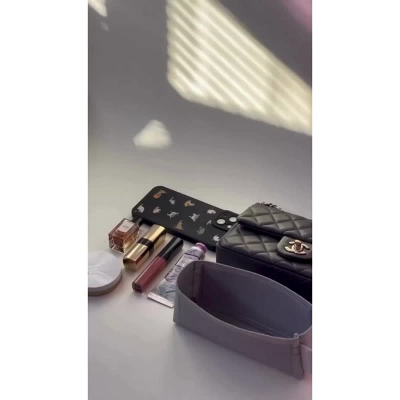 【香港制造|韩国绒布】手制内袋 Chanel Classic Flap Small 23cm - 化妆包/杂物包 - 其他材质 多色