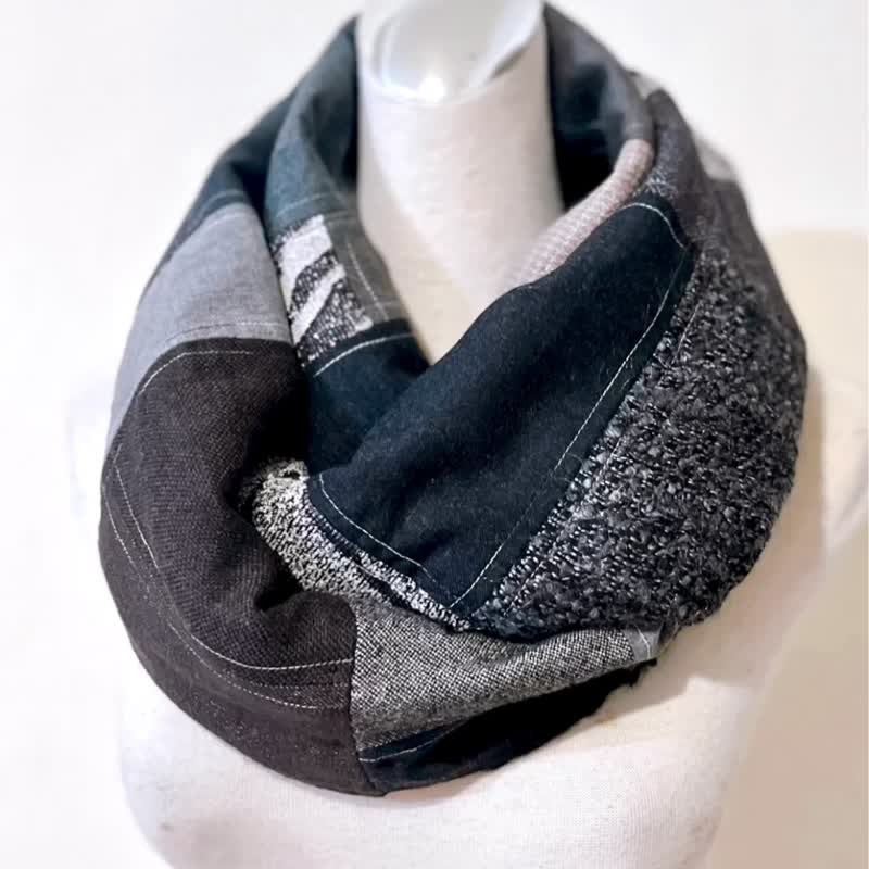 纯手作自由拼接不规则黑色绒毛网状羊毛灰阶渐层线条脖围围脖 - 围巾/披肩 - 羊毛 灰色