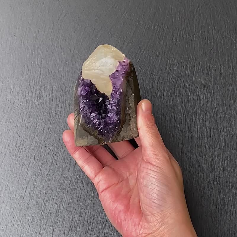 招财开运-天然原矿异象顶级帝王紫 紫晶镇共生方解石快速出货 - 摆饰 - 水晶 紫色