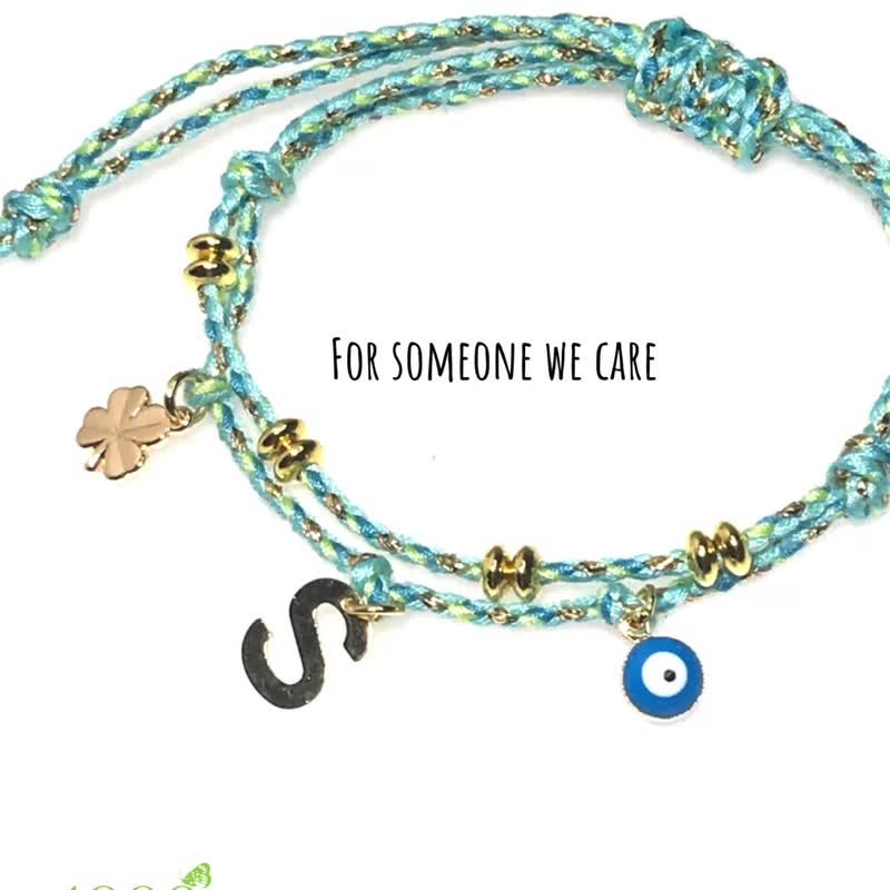 Evil eye and clover leaf with alphabet charm bracelet - 手链/手环 - 铜/黄铜 蓝色