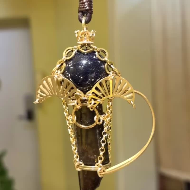 一图一物 蓝砂石 茶晶柱 灵摆项链 能量水晶装饰 魔法棒项链 - 项链 - 铜/黄铜 蓝色