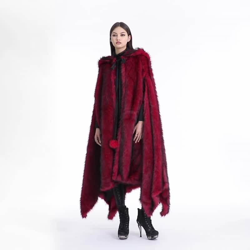 哥德森林巫师仿皮草毛绒斗篷 - 黑 / 红 - 女装休闲/机能外套 - 其他材质 红色