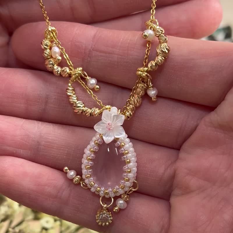 晶莹剔透 粉水晶 贝壳花 串珠吊坠 - 项链 - 水晶 粉红色