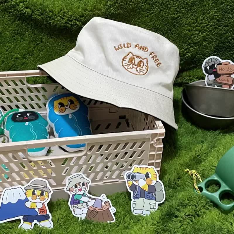 Bubuworld 户外登山 双面双色猫咪刺绣渔夫帽 【Wild and Free】 - 帽子 - 棉 