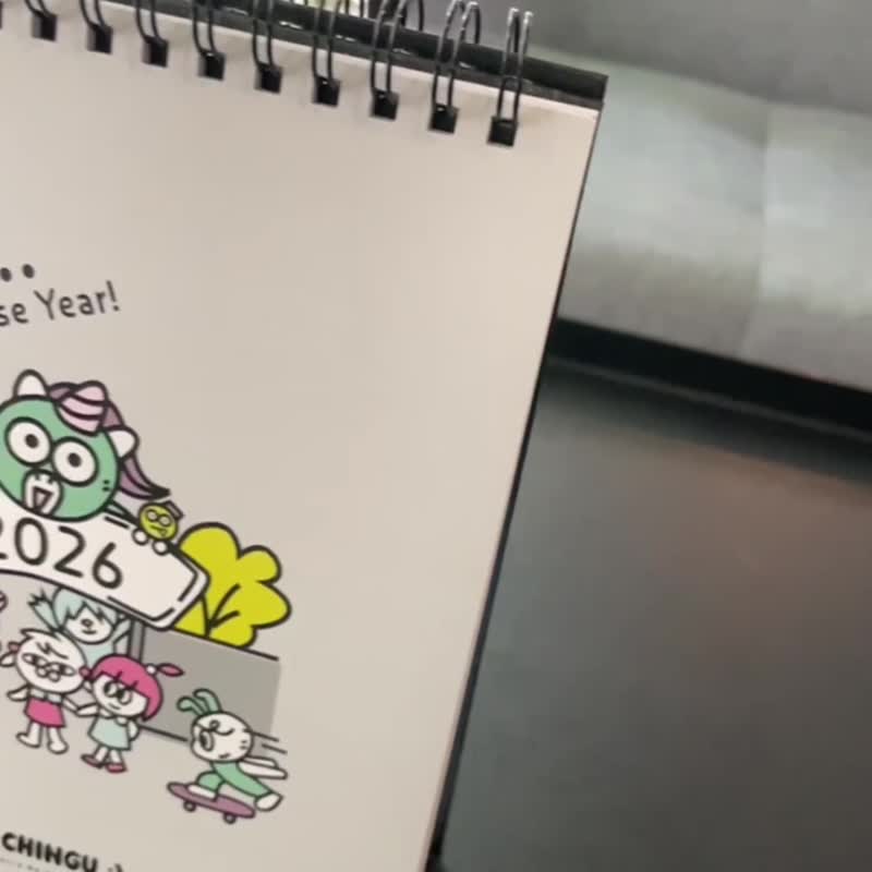 BOBO CHINGU :)  2026桌历 马年创意插画 - 年历/台历 - 纸 