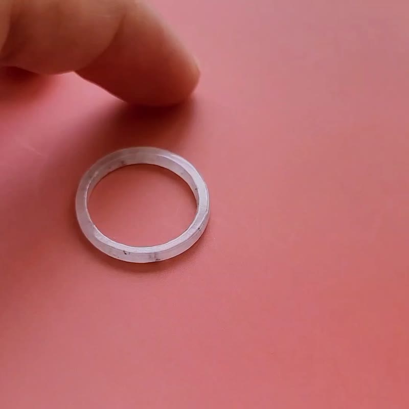 【亲翠】天然翡翠 冰莫西沙撒乌鸡美人条方戒手指镯8.5号戒圈 K款 - 戒指 - 玉石 白色
