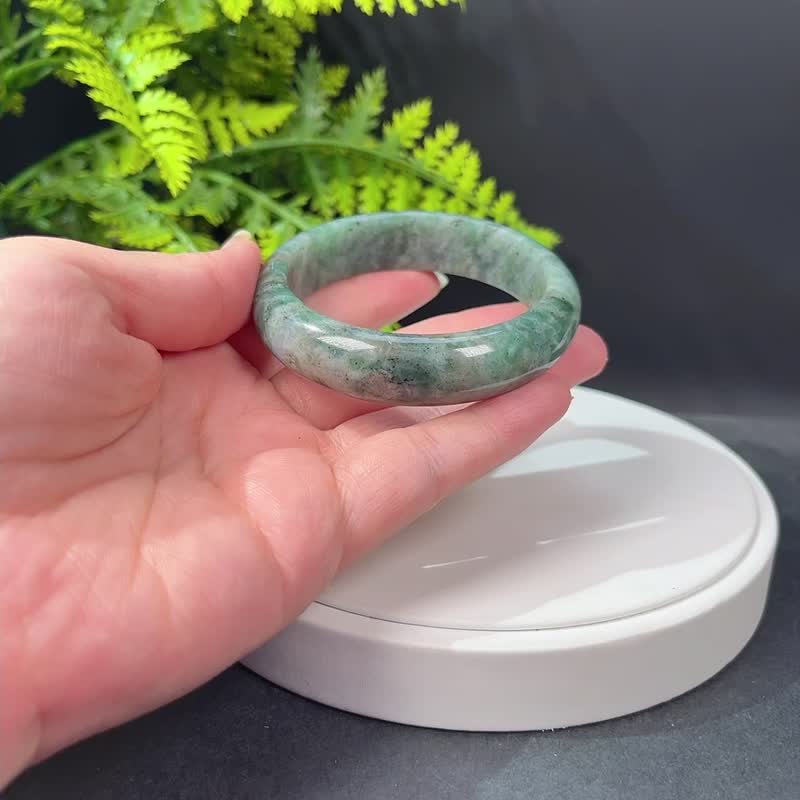锂云母手镯56MM 玉化星光绿色祖母晶手环 疗愈鼓励 内心安全感 - 手链/手环 - 半宝石 绿色