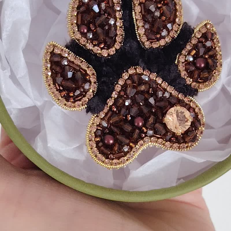 棕色爪印胸针、粉色爪印别针、犬展号码夹、爱狗人士礼物 - 胸针 - 玻璃 咖啡色