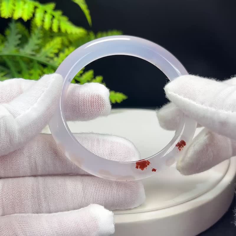 精美 浅紫调玛瑙手镯 54MM 冰润起刚飘朱砂点玉髓手环 招财运势 - 手链/手环 - 半宝石 紫色
