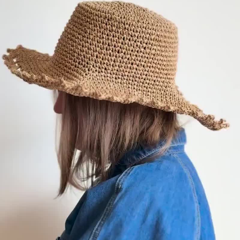 钩针宽边草编遮阳帽、波希米亚海滩风格 - 帽子 - 环保材料 咖啡色