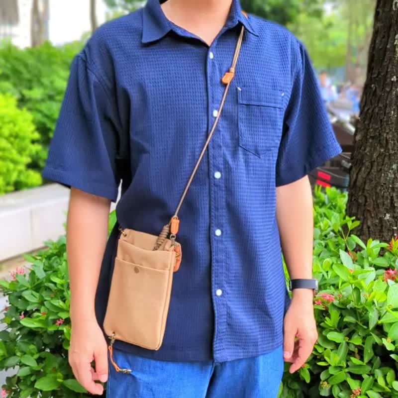 独家设计 × 质感手作  Hang-on旅行手机系能包-超值版 - 侧背包/斜挎包 - 棉．麻 