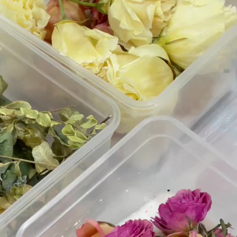 【体验】高雄蜡烛教室 干燥花烛台体验 香氛烛台 花烛台 - 蜡烛/香氛 - 蜡 