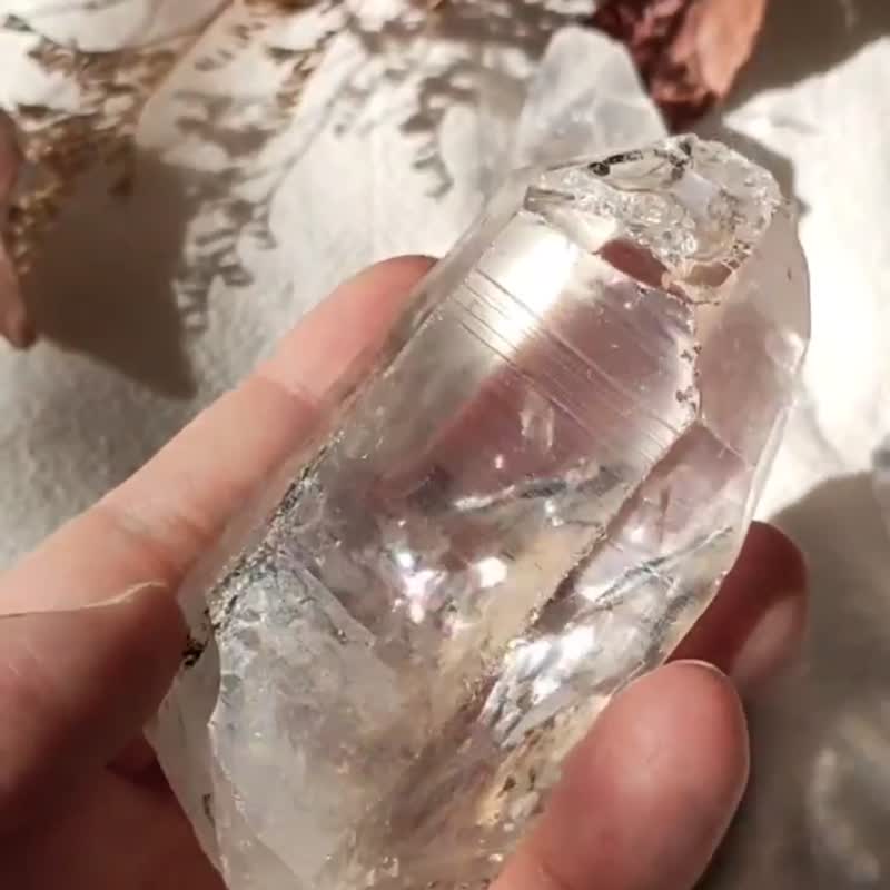 灵山II 天然白水晶彩虹柱原矿 附独家订作能量盘 开运能量up - 摆饰 - 水晶 透明