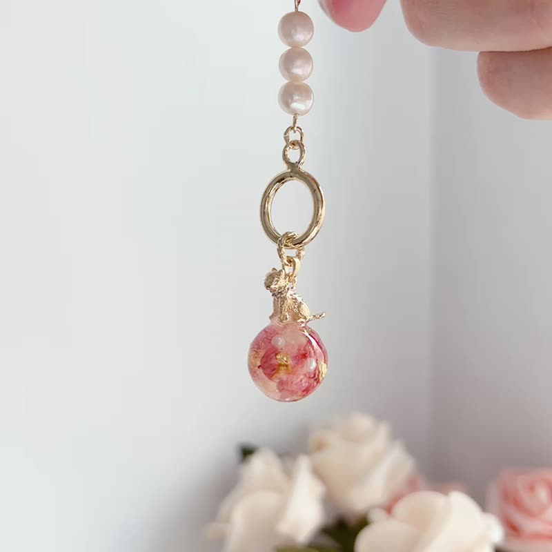 奥萝拉的猫猫水晶球OT扣项链 - 项链 - 树脂 粉红色