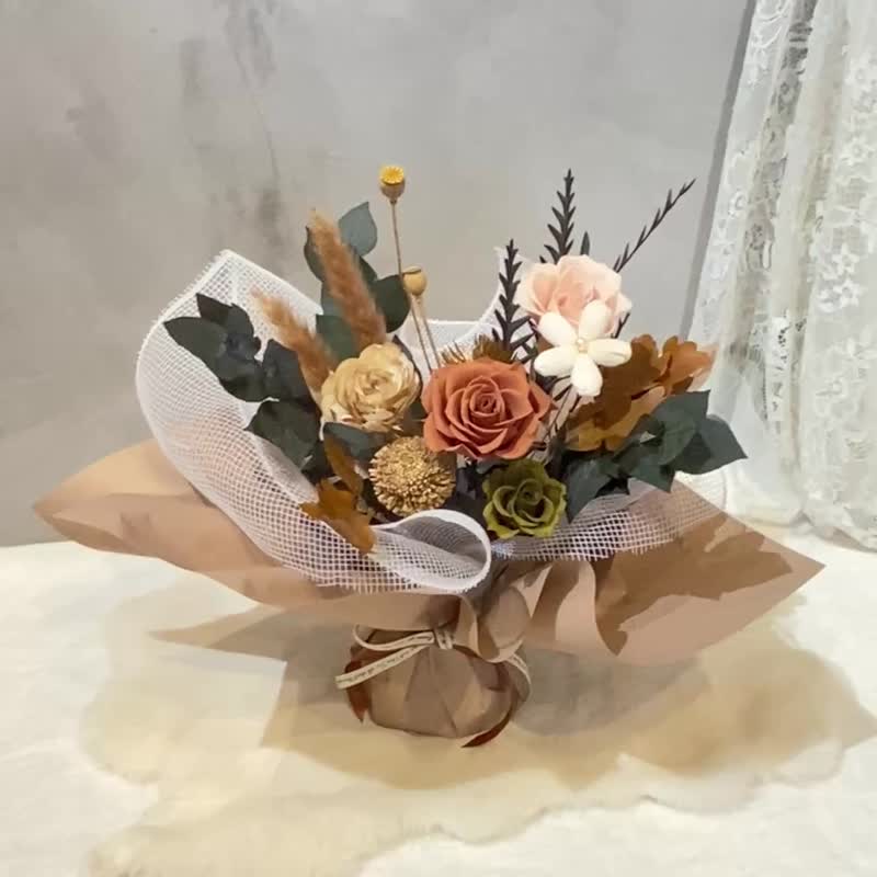 可站立花束 不凋花束 七夕 情人节 告白 毕业 咖啡色 - 干燥花/捧花 - 植物．花 咖啡色