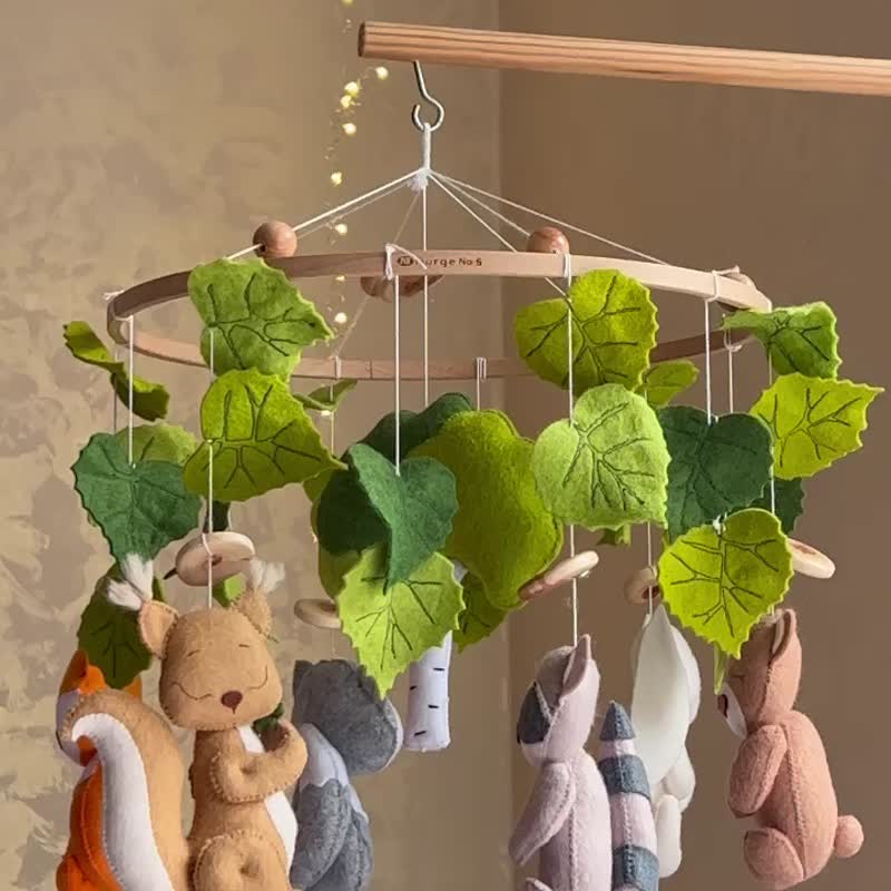 Animals baby mobile Musical mobile crib Baby shower gift Nursery mobile Forest - 玩具/玩偶 - 其他材质 绿色