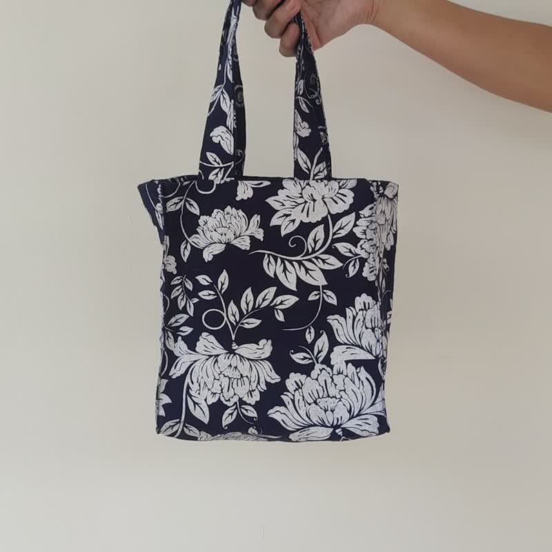 DB Peony Bag - 牡丹和蕨类图案双面手提包 - 手提包/手提袋 - 棉．麻 蓝色