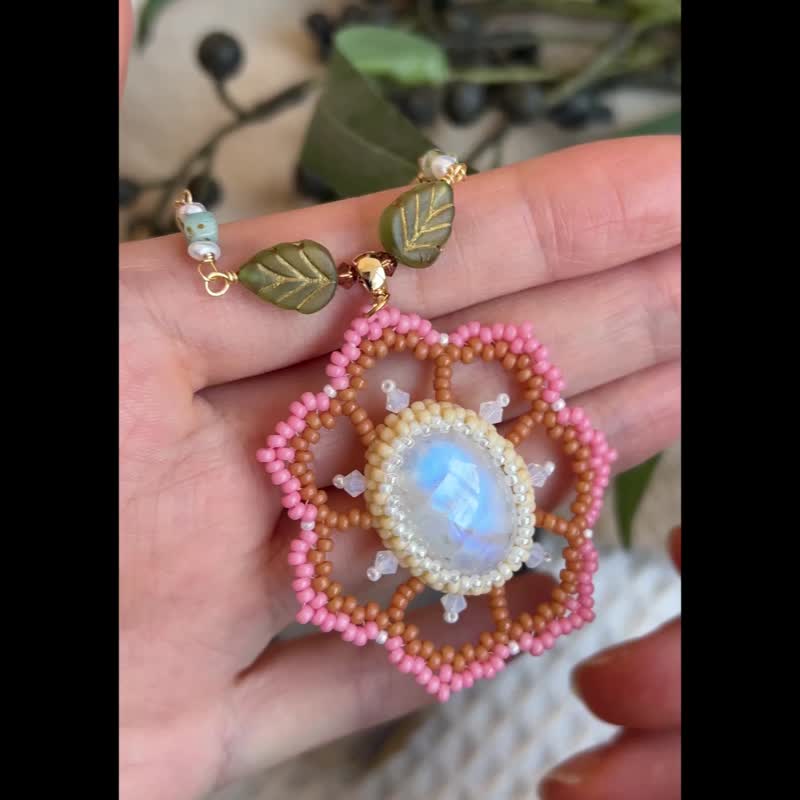 月亮石 花季 串珠吊坠 配 宝石链 - 项链 - 水晶 粉红色