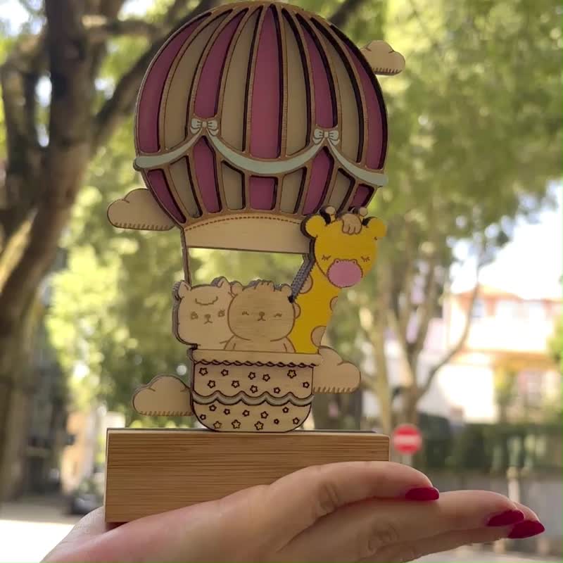 气球木制婴儿房摆饰 – 动物气球定制宝宝姓名 – 婴儿房礼物 - 儿童家具 - 木头 