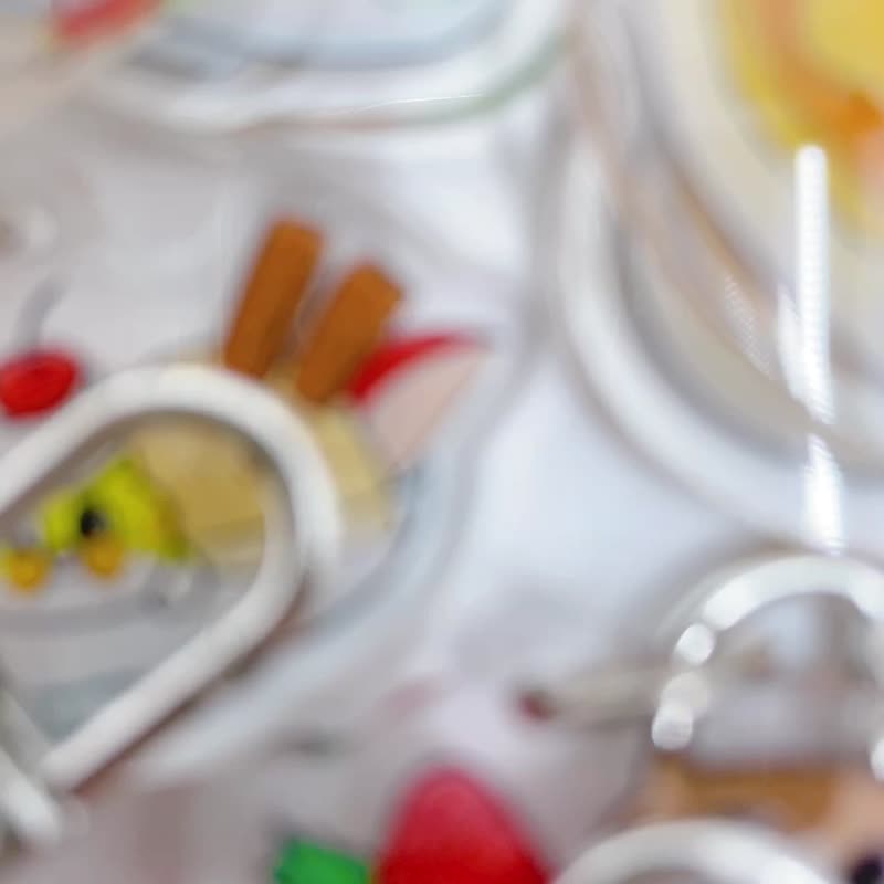 Bubuworld咖啡店甜点系列 压克力吊饰钥匙圈 7款图案 - 钥匙链/钥匙包 - 塑料 