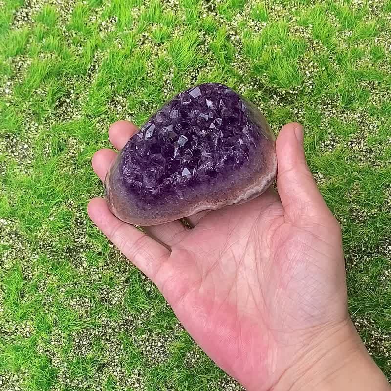 超美紫晶簇 //紫水晶 财运 招贵人// 开运 疗愈 办公室 风水 摆件 - 摆饰 - 水晶 紫色