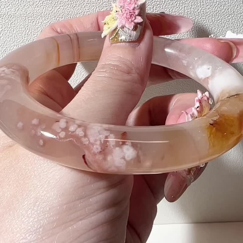 绝美樱花玛瑙手镯 玛瑙手镯冰飘红花梅花樱花独秀三彩 圆条54-55 - 手链/手环 - 玉石 