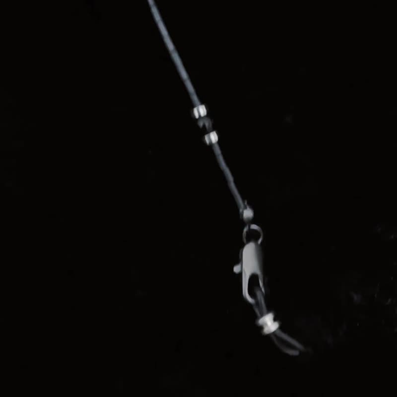 - iisei - 眼镜链 / 项链 / 口罩链 - 眼镜/眼镜框 - 玻璃 黑色