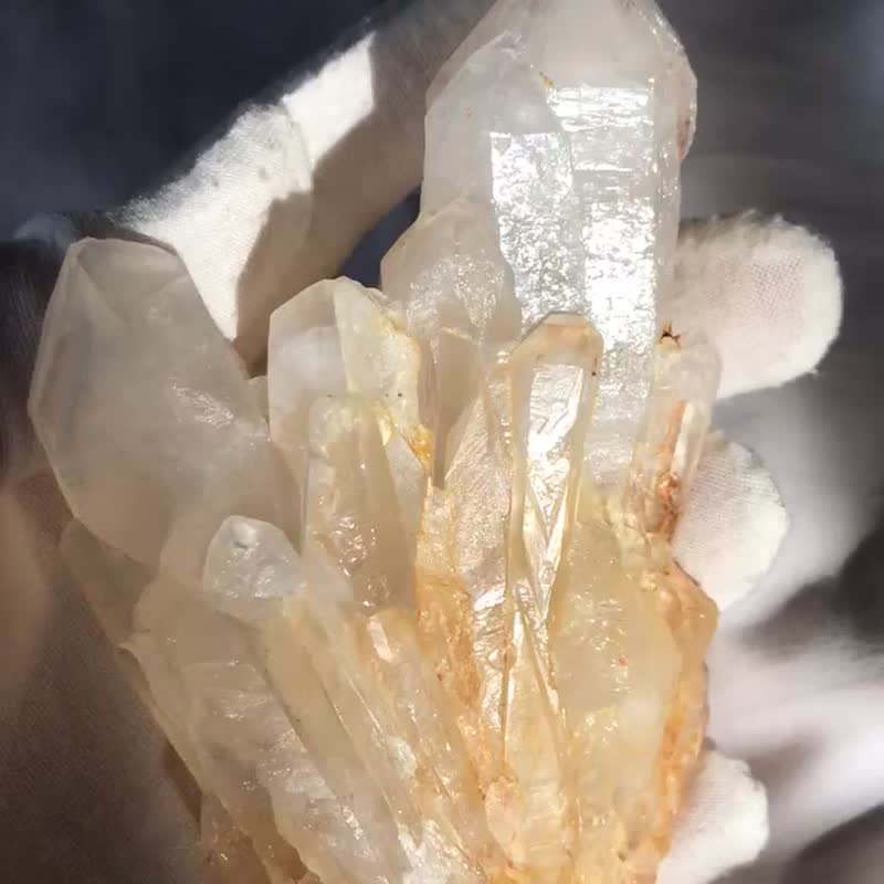 黄金 白银山 菠萝水晶 侧芽水晶 水晶簇 白水晶 原矿矿标 教堂水 - 摆饰 - 水晶 黄色